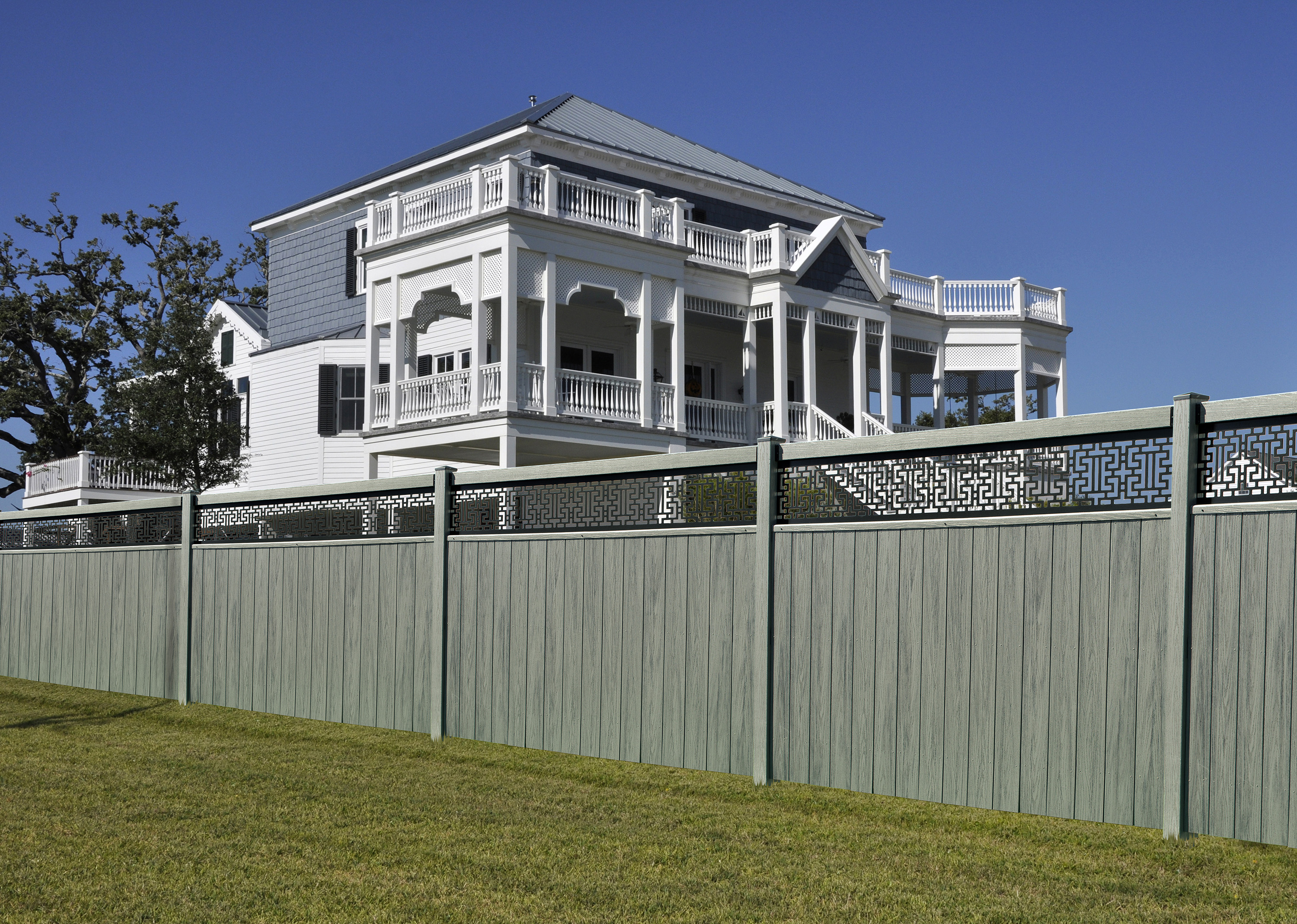 New Endwood® UltraLow Maintenance Cellular PVC Gate System from Enduris®
